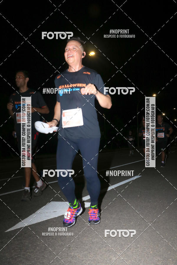 Buy your photos of the eventHalloween Run on Fotop