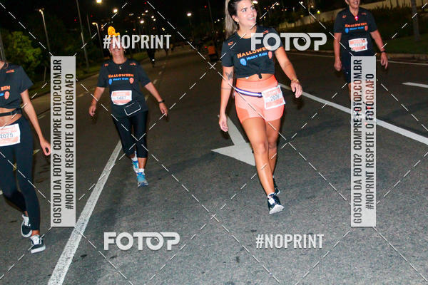 Buy your photos of the eventHalloween Run on Fotop