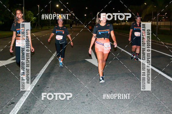 Buy your photos of the eventHalloween Run on Fotop