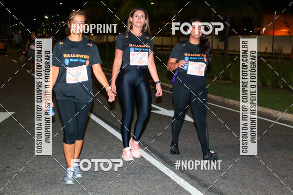 Buy your photos of the eventHalloween Run on Fotop