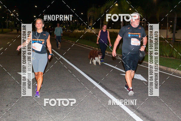 Buy your photos of the eventHalloween Run on Fotop