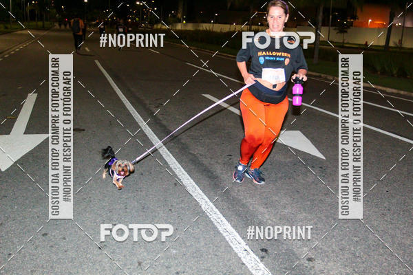 Buy your photos of the eventHalloween Run on Fotop