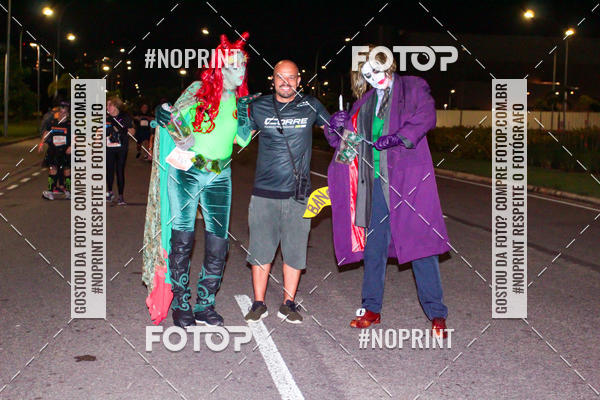 Buy your photos of the eventHalloween Run on Fotop
