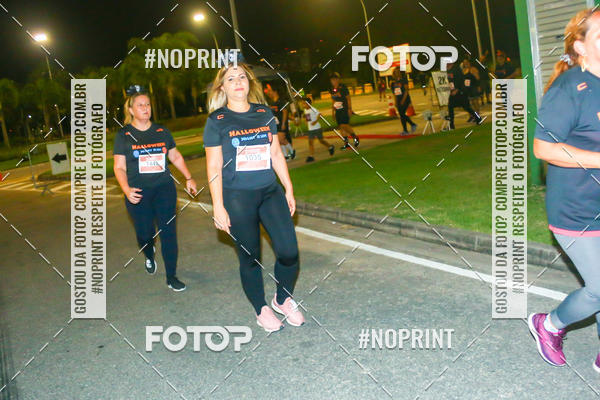 Buy your photos of the eventHalloween Run on Fotop