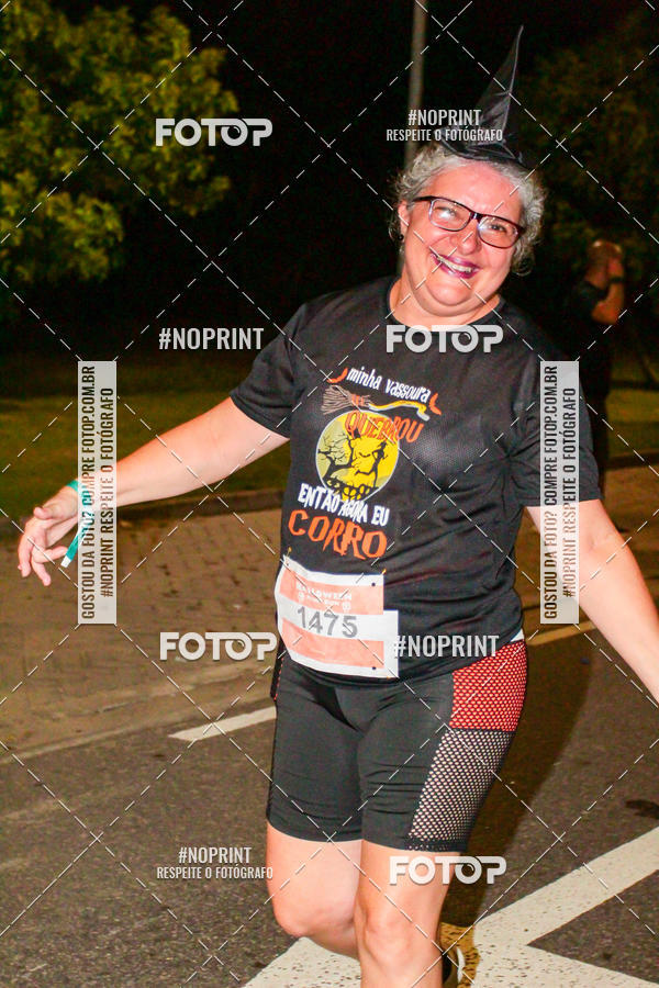 Buy your photos of the eventHalloween Run on Fotop