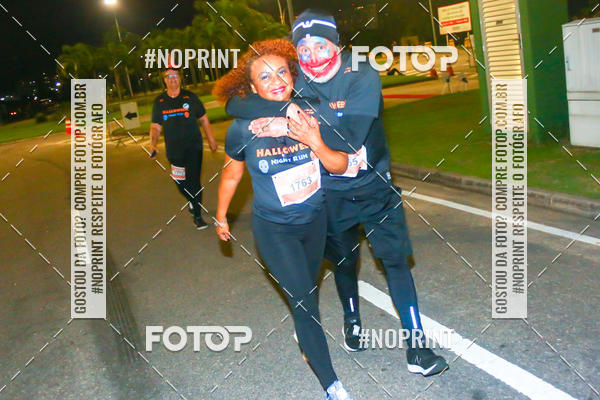 Buy your photos of the eventHalloween Run on Fotop