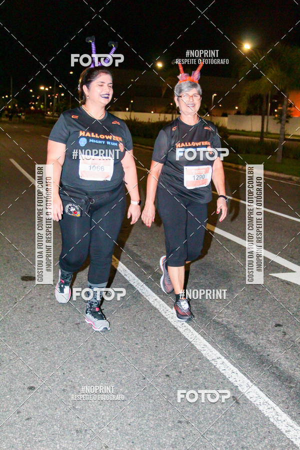 Buy your photos of the eventHalloween Run on Fotop