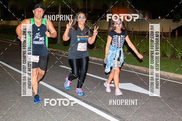 Buy your photos of the eventHalloween Run on Fotop