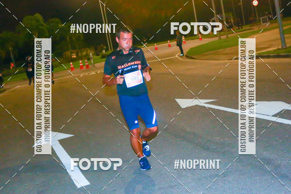 Buy your photos of the eventHalloween Run on Fotop
