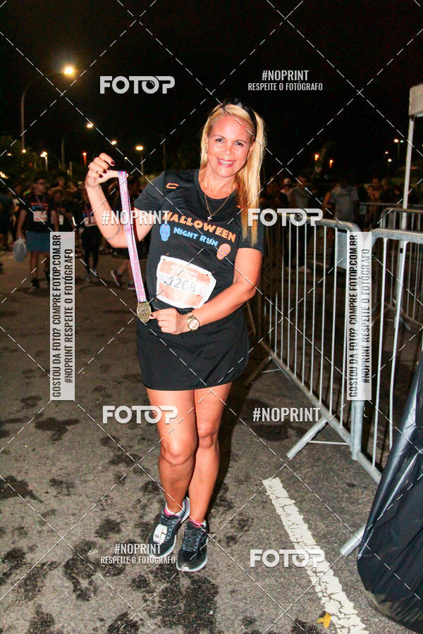 Buy your photos of the eventHalloween Run on Fotop