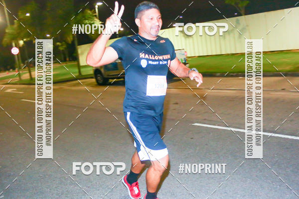 Buy your photos of the eventHalloween Run on Fotop
