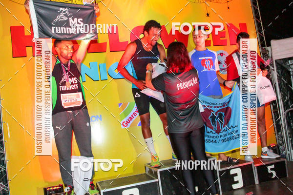 Buy your photos of the eventHalloween Run on Fotop