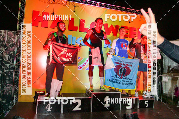 Buy your photos of the eventHalloween Run on Fotop