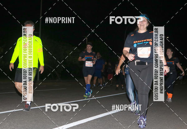 Buy your photos of the eventHalloween Run on Fotop