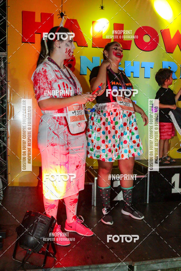 Buy your photos of the eventHalloween Run on Fotop