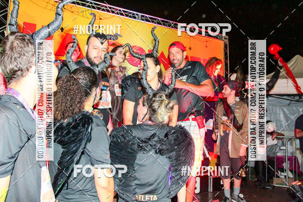 Buy your photos of the eventHalloween Run on Fotop