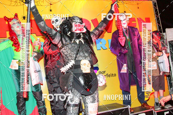 Buy your photos of the eventHalloween Run on Fotop