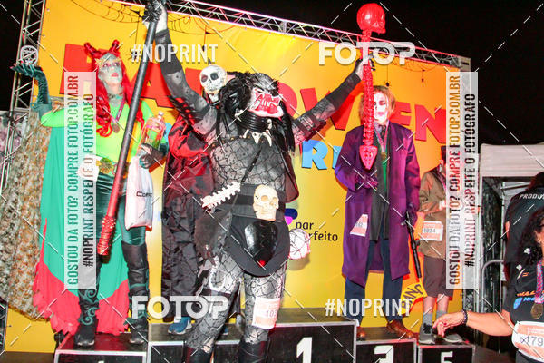 Buy your photos of the eventHalloween Run on Fotop