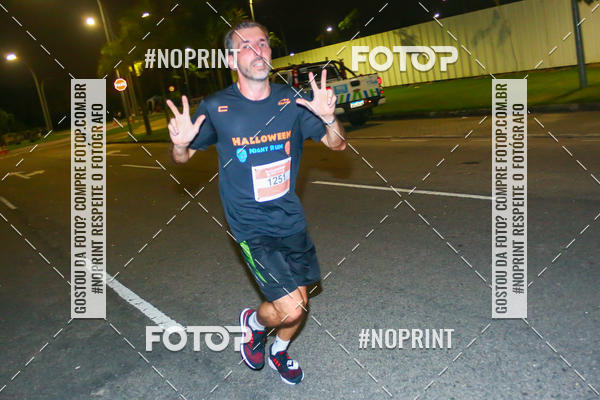 Buy your photos of the eventHalloween Run on Fotop