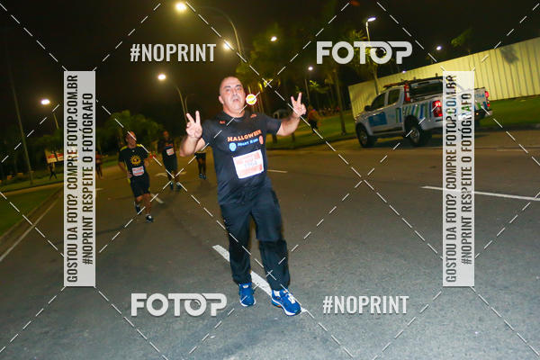 Buy your photos of the eventHalloween Run on Fotop