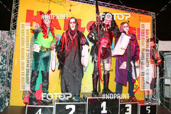 Buy your photos of the eventHalloween Run on Fotop