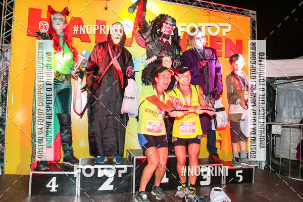 Buy your photos of the eventHalloween Run on Fotop
