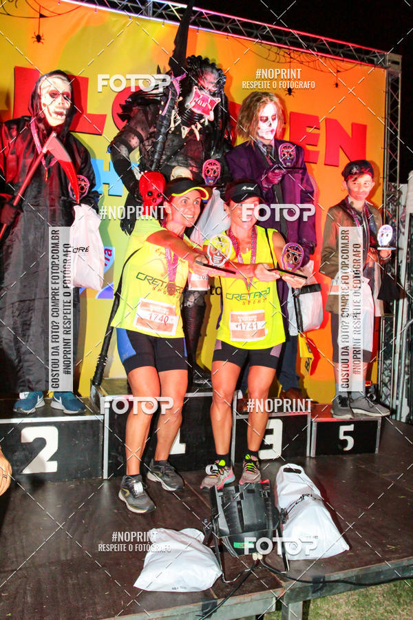 Buy your photos of the eventHalloween Run on Fotop