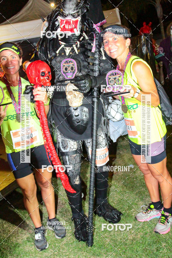 Buy your photos of the eventHalloween Run on Fotop