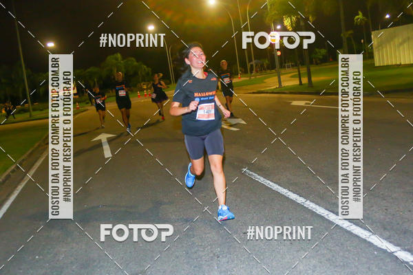 Buy your photos of the eventHalloween Run on Fotop