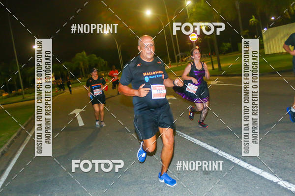 Buy your photos of the eventHalloween Run on Fotop