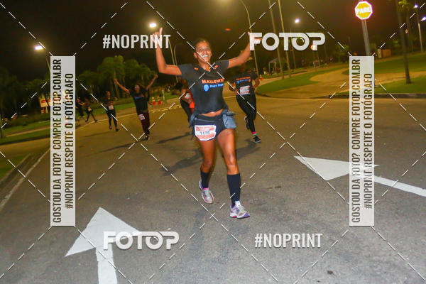 Buy your photos of the eventHalloween Run on Fotop