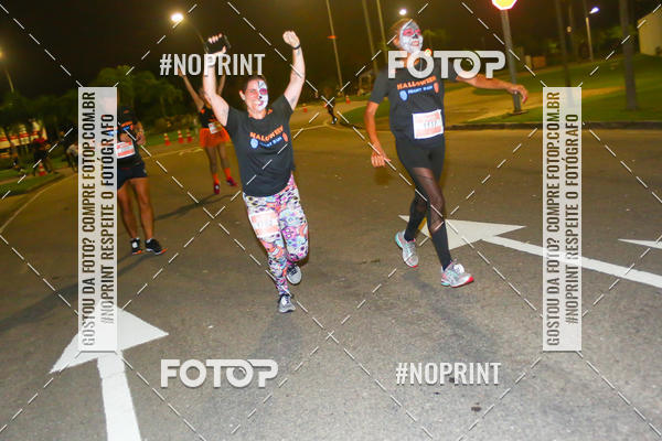 Buy your photos of the eventHalloween Run on Fotop