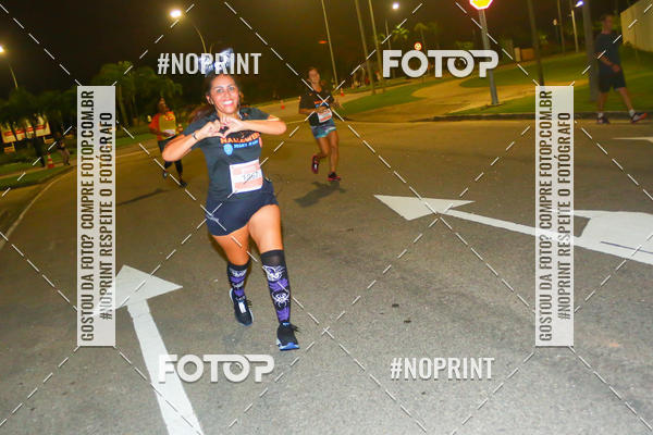 Buy your photos of the eventHalloween Run on Fotop
