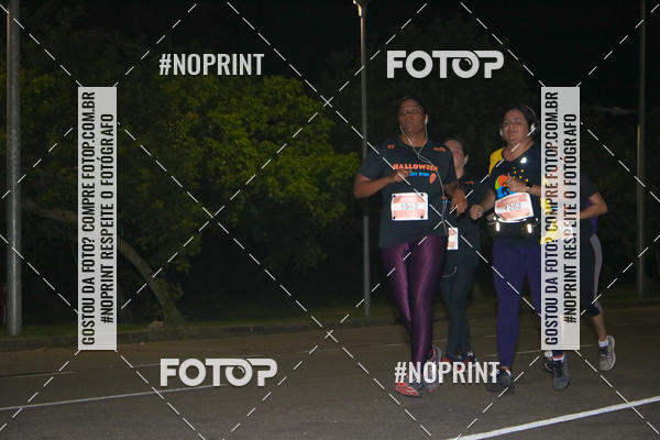 Buy your photos of the eventHalloween Run on Fotop