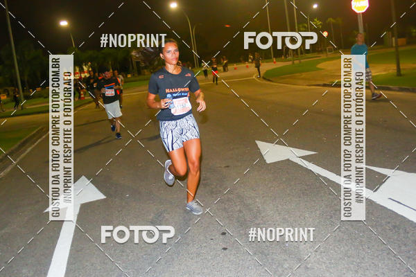Buy your photos of the eventHalloween Run on Fotop