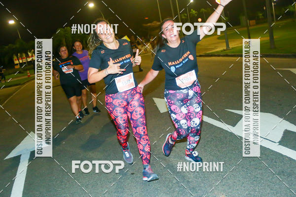 Buy your photos of the eventHalloween Run on Fotop