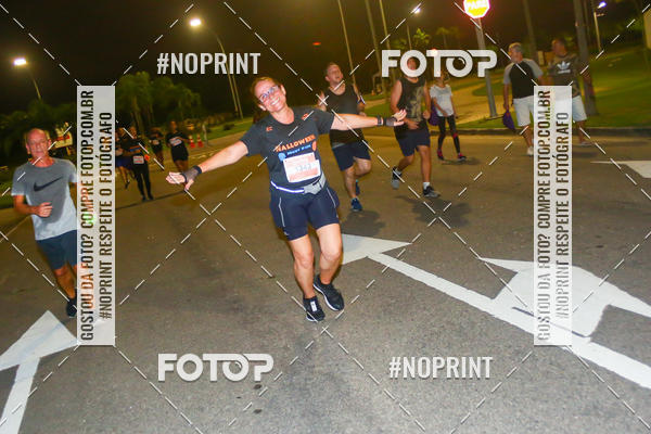 Buy your photos of the eventHalloween Run on Fotop