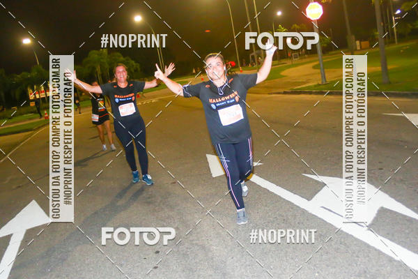 Buy your photos of the eventHalloween Run on Fotop