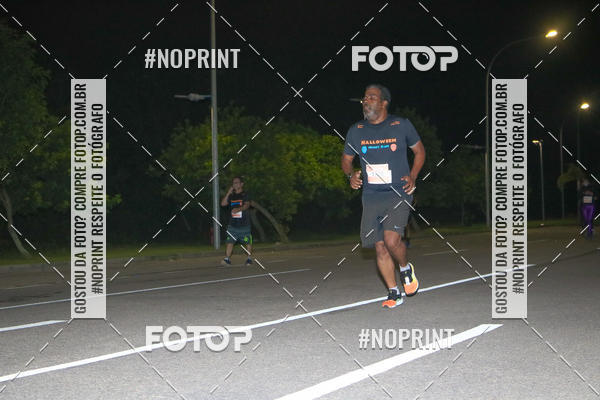 Buy your photos of the eventHalloween Run on Fotop