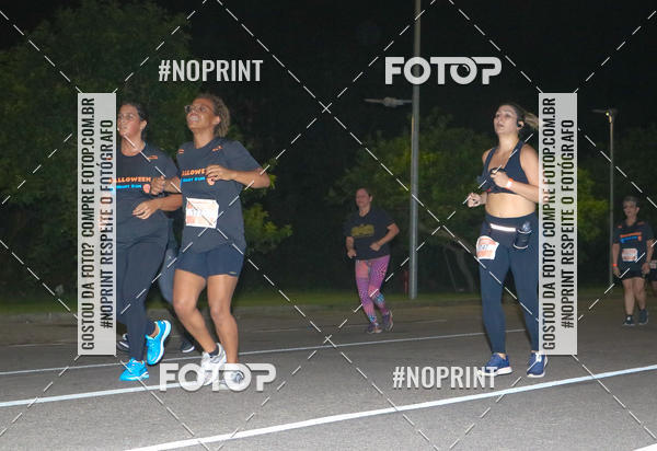 Buy your photos of the eventHalloween Run on Fotop