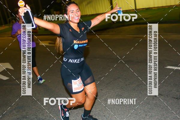Buy your photos of the eventHalloween Run on Fotop