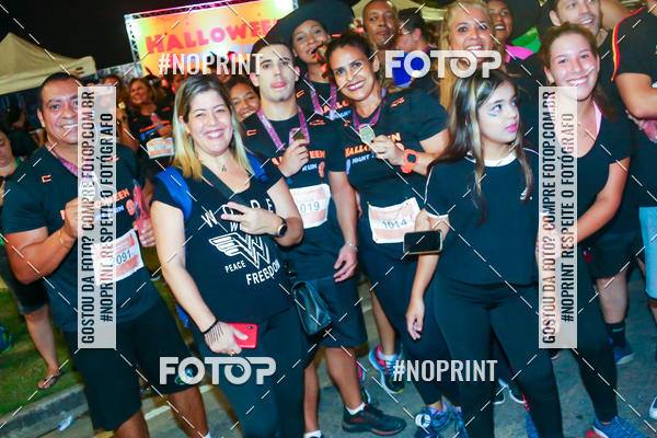Buy your photos of the eventHalloween Run on Fotop