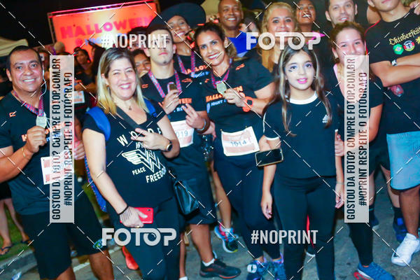 Buy your photos of the eventHalloween Run on Fotop