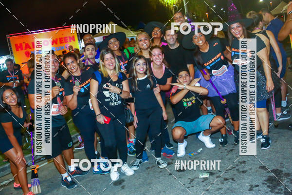 Buy your photos of the eventHalloween Run on Fotop