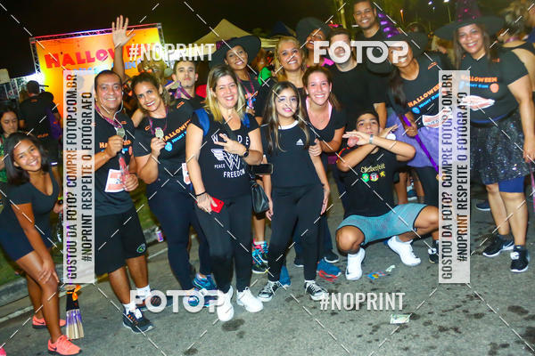 Buy your photos of the eventHalloween Run on Fotop