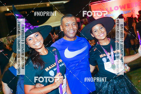 Buy your photos of the eventHalloween Run on Fotop