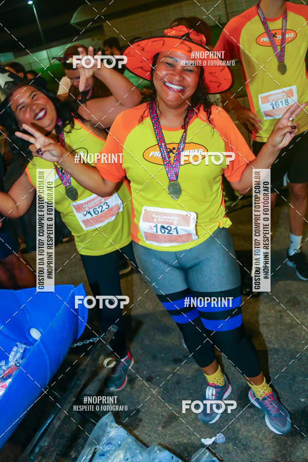 Buy your photos of the eventHalloween Run on Fotop