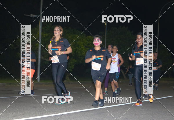 Buy your photos of the eventHalloween Run on Fotop