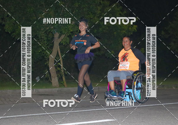 Buy your photos of the eventHalloween Run on Fotop