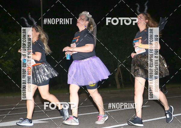 Buy your photos of the eventHalloween Run on Fotop